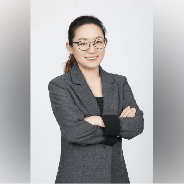 Min's headshot
